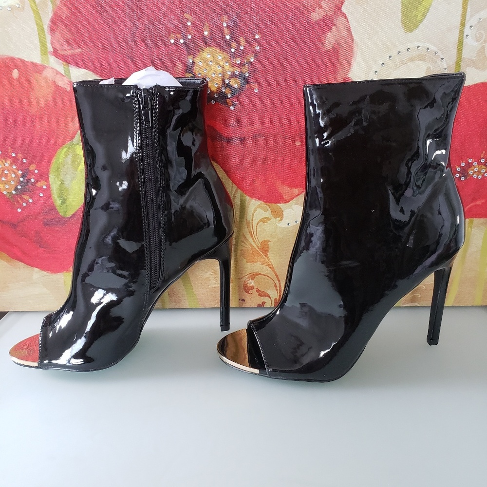 Black Patented leather peep toe booties Size 7